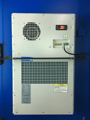 55 इंच कैपेसिटिव टच स्क्रीन कियोस्क 1920x1080 रेज़ोल्यूशन 400CD ब्राइटनेस