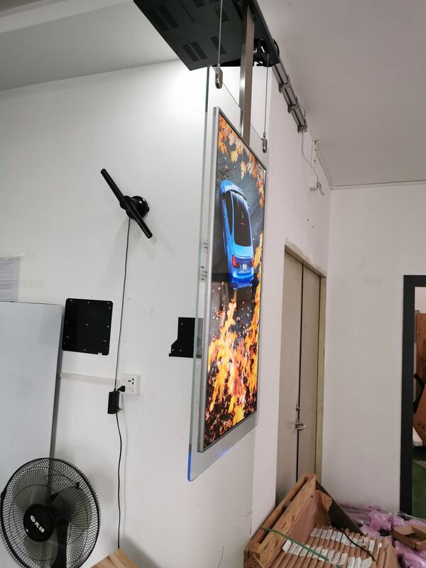 178 डिग्री व्यूइंग एंगल मल्टी टच डिजिटल साइनेज सार्वजनिक स्थानों में प्रदर्शन और बेहतर दृश्य अपील प्रदान करता है